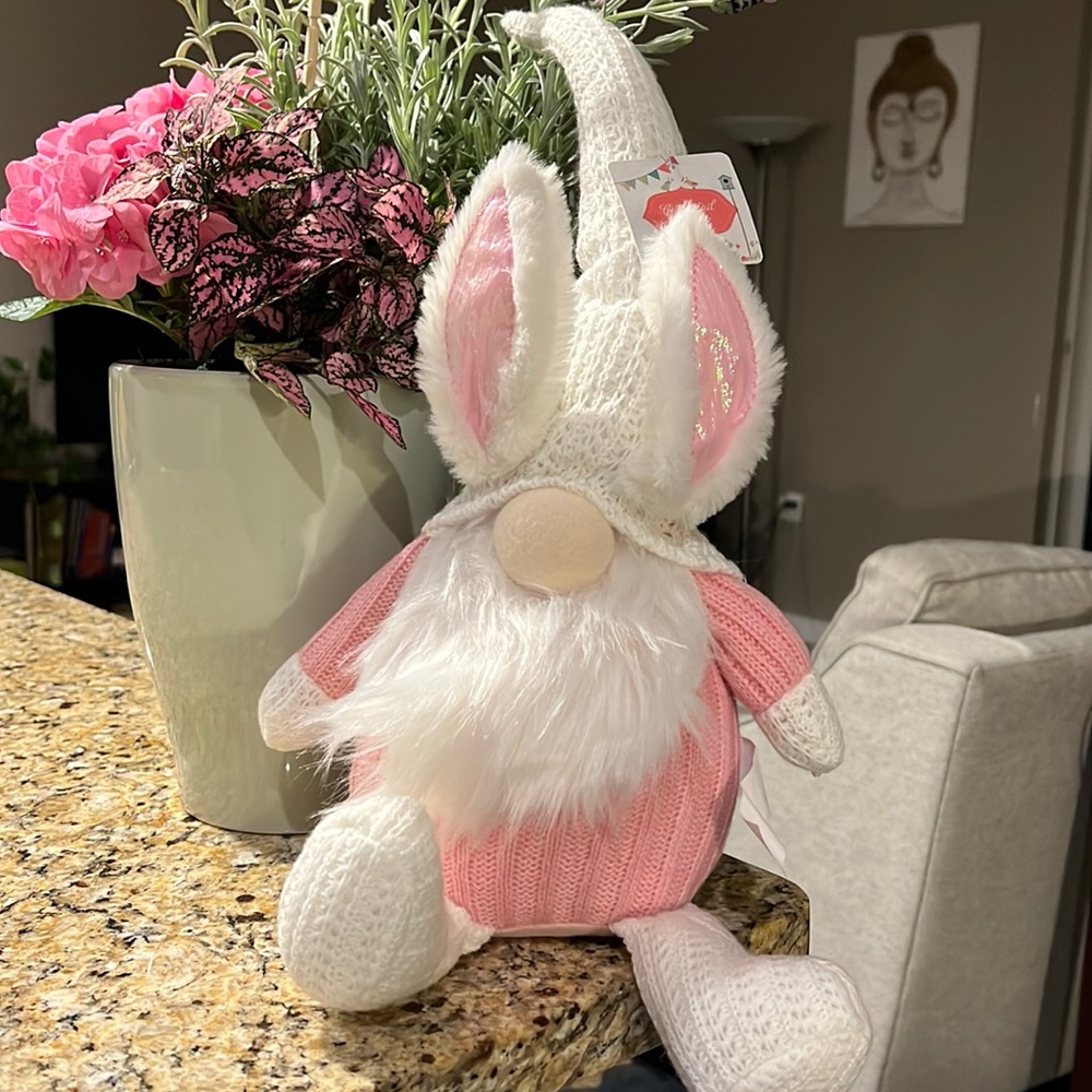 Easter Gnome (NWT)